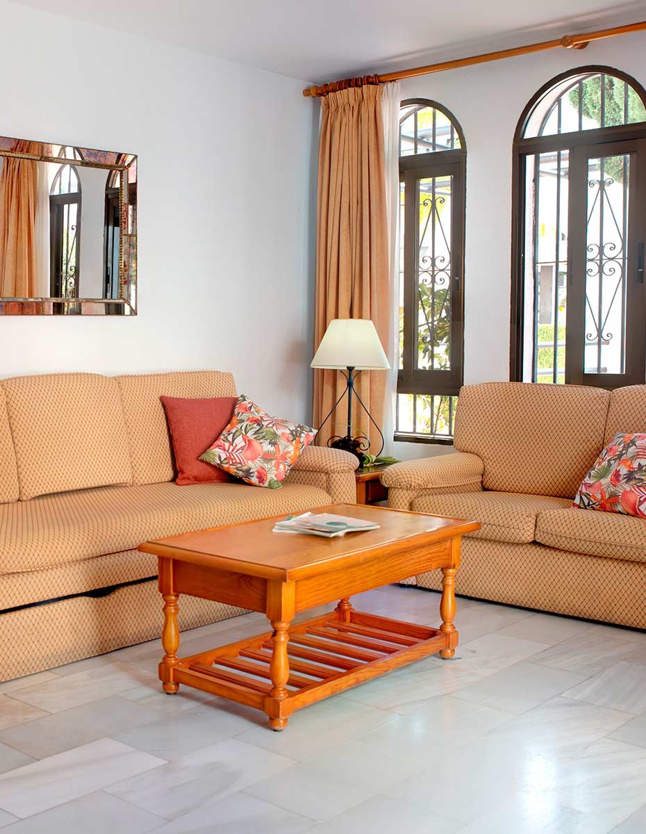 Standard-apartment-Pueblo-Evita-saloon